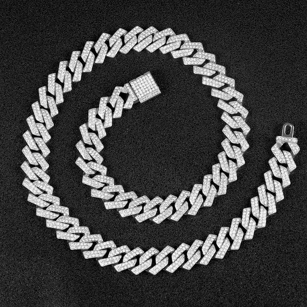 1 Luxurious Golden-Toned Cuban Link Chain Necklace with Sparkling Rhinestones - Hip-Hop Style Charm, Ideal for Daily Wear, Weddings & Special Occasions - Zinc Alloy, Perfect Gift for Her, Chunky Cuban Link Necklace